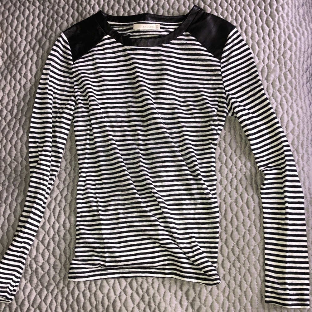 TOWNSEN Striped Top with Leather Detail
